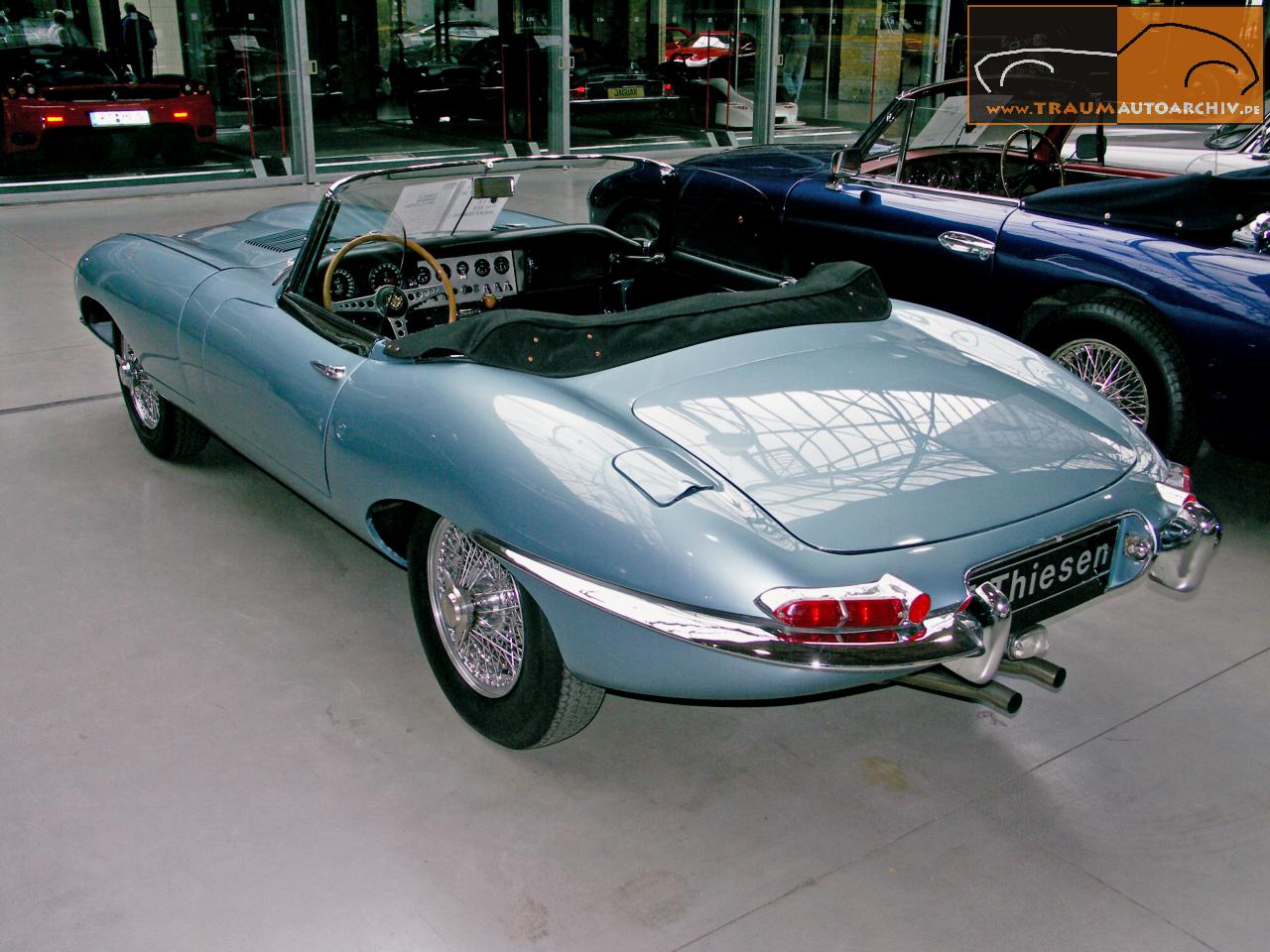 Jaguar E-Type Series I 3.8 Roadster '1961 (4).jpg 165.1K