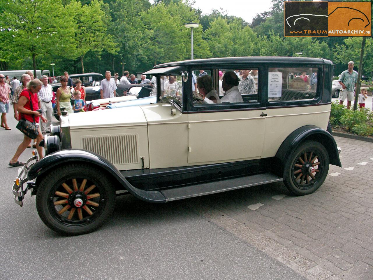 Buick Master Six Limousine '1926 (1).jpg 230.0K