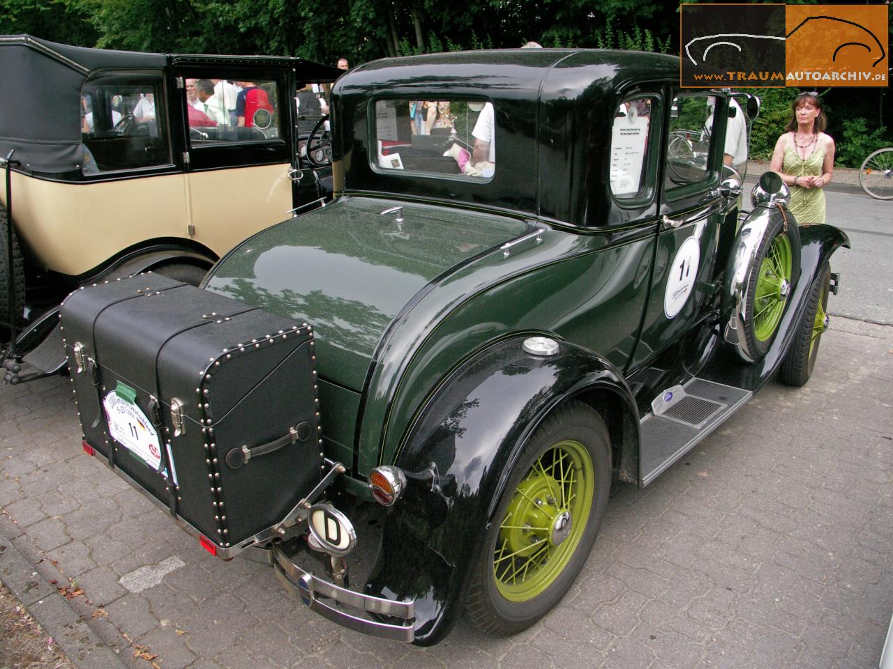 Ford A Coupe de Luxe '1930 (5).jpg 210.8K