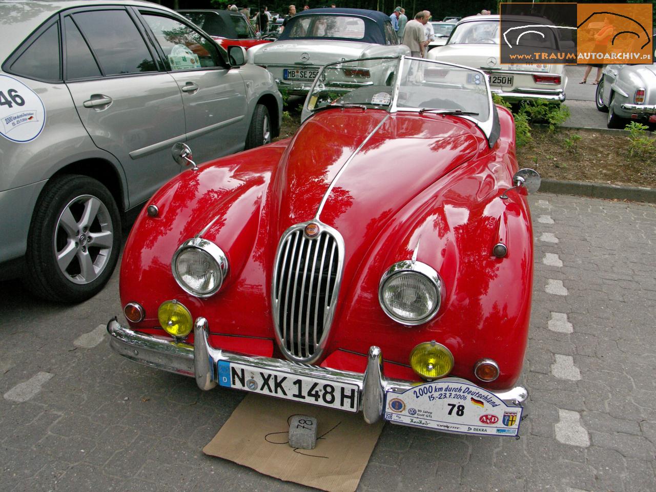 Jaguar XK 140 OTS Roaster '1955 (1).jpg 218.0K