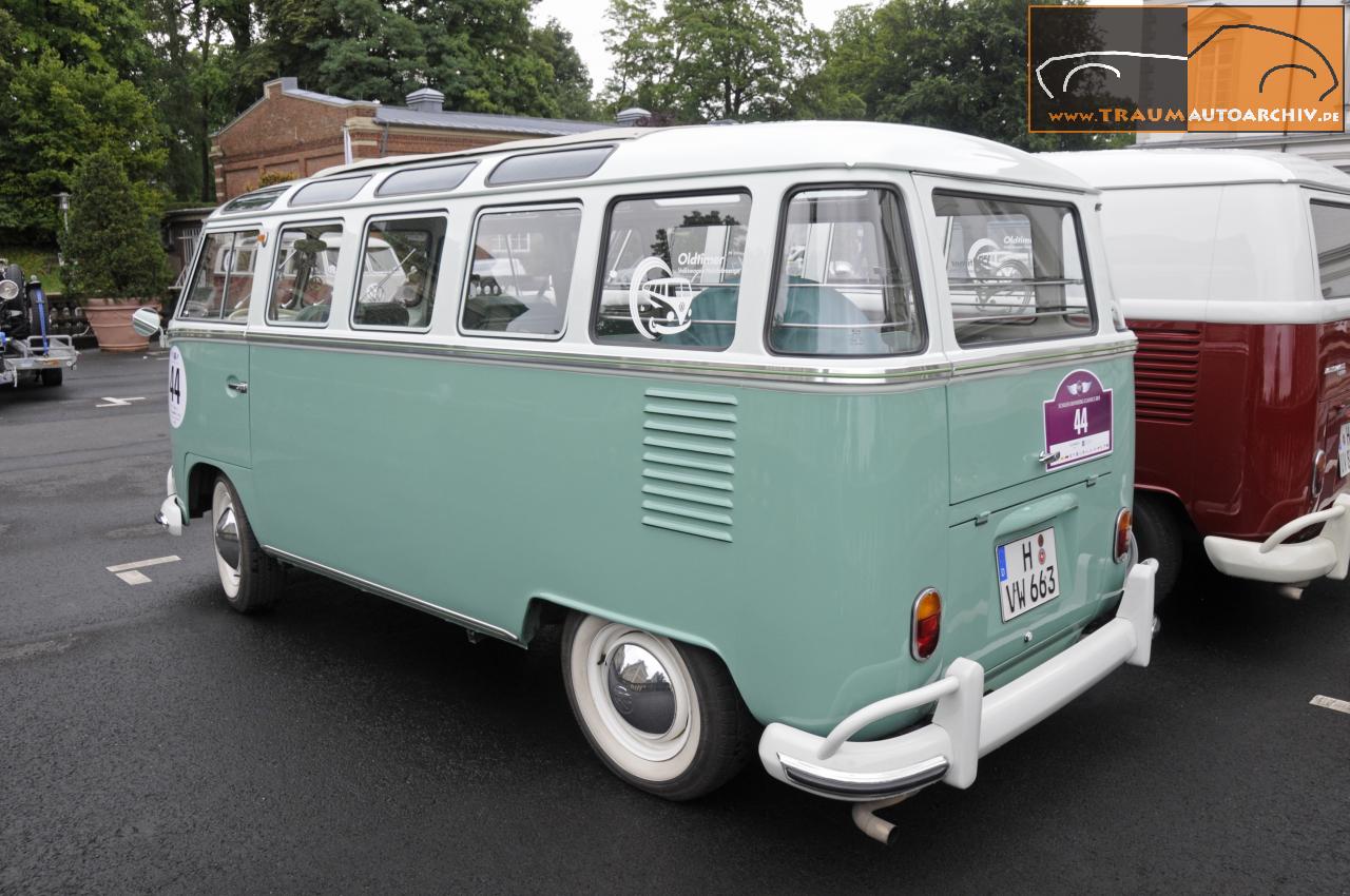 R_VW Bus T1 Samba (2).jpg 153.8K