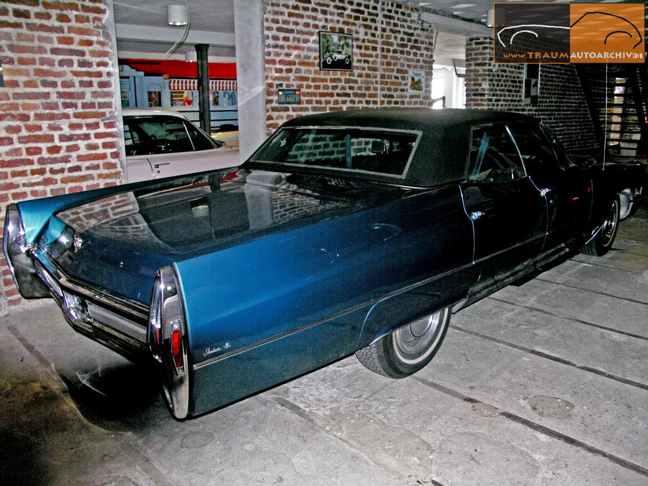 Cadillac De Ville Sedan '1968 (2).jpg 213.3K