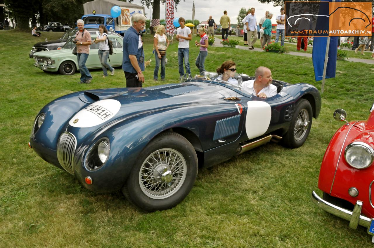 Jaguar XK 120 Competition mit Horst Lichter.jpg 201.8K