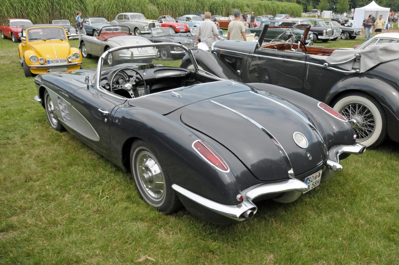 Chevrolet Corvette '1958.jpg 197.5K