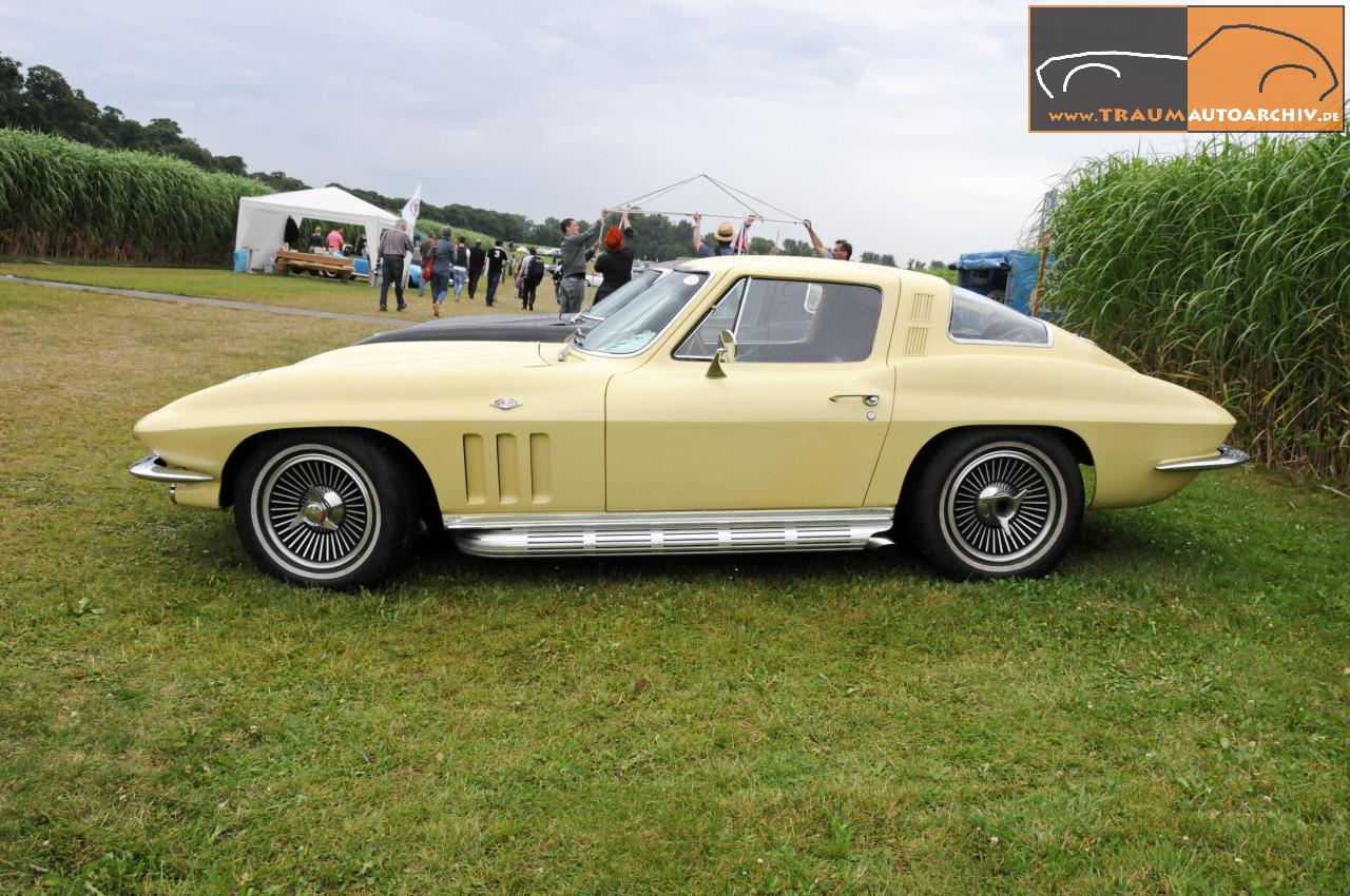 Chevrolet Corvette Sting Ray Coupe  350HP '1965.jpg 205.0K