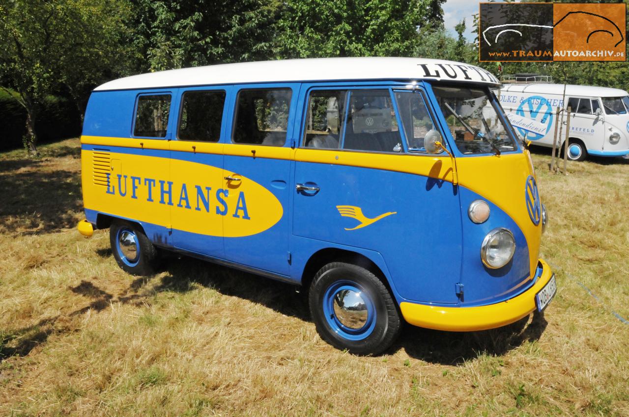 VW Bus T1 Lufthansa '1965.jpg 216.2K