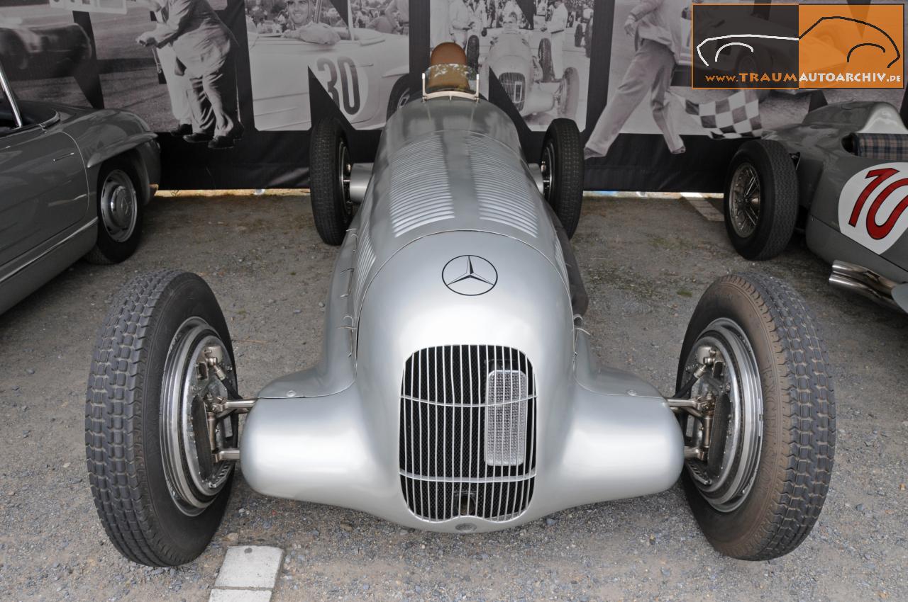 Mercedes-Benz W 25 '1934.jpg