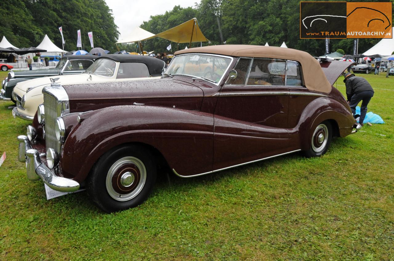 Bentley R-Type Convertible '1954.jpg 216.4K