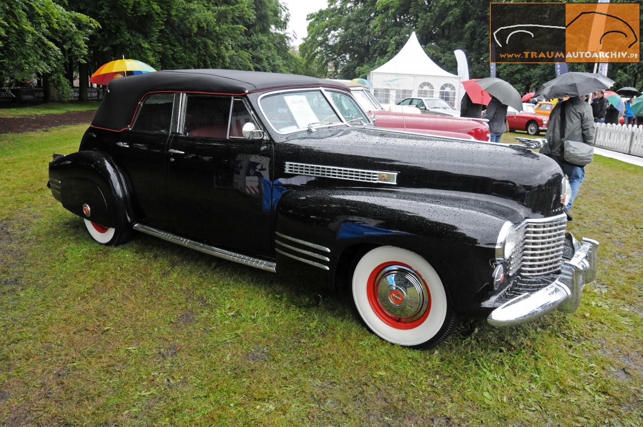 Cadillac Convertible Sedan '1941.jpg 247.3K