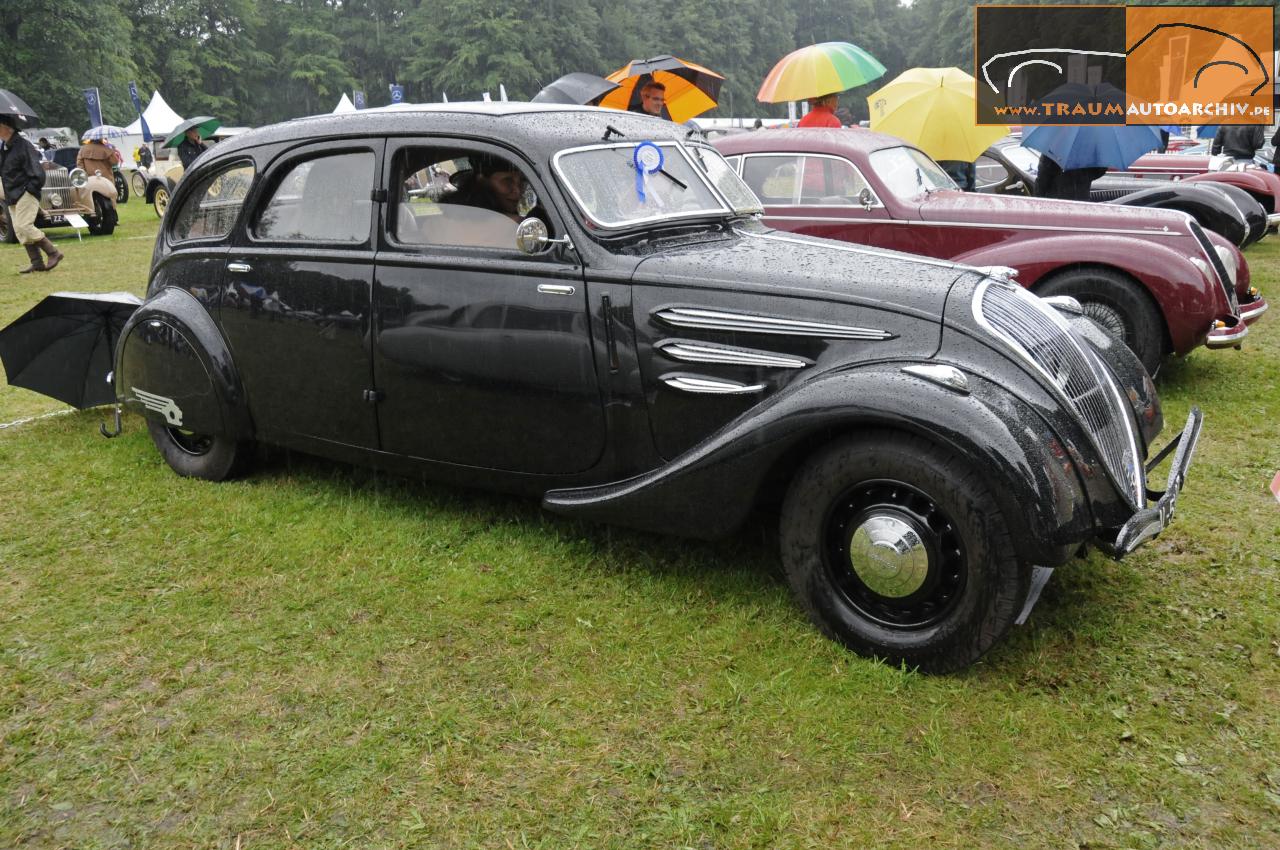 Peugeot 402 Berline '1936 (1) .jpg 222.5K