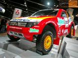 Hier klicken, um das Foto des Mitsubishi Pajero Evolution Lissabon-Dakar '2006.jpg 188.2K, zu vergrern