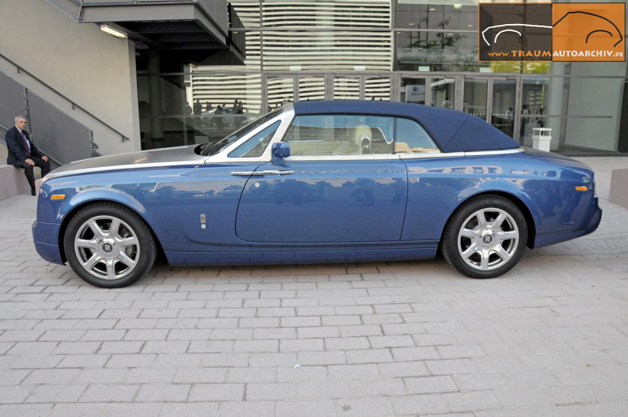 Rolls-Royce Phantom Drophead Coupe '2009.jpg 130.8K