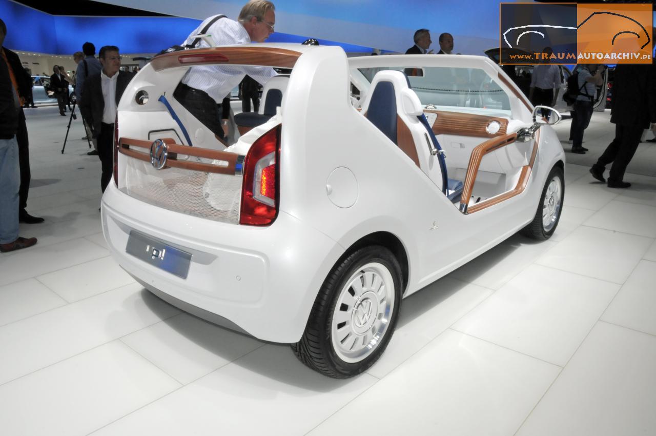 VW up azzurra '2011 (2).jpg 98.9K