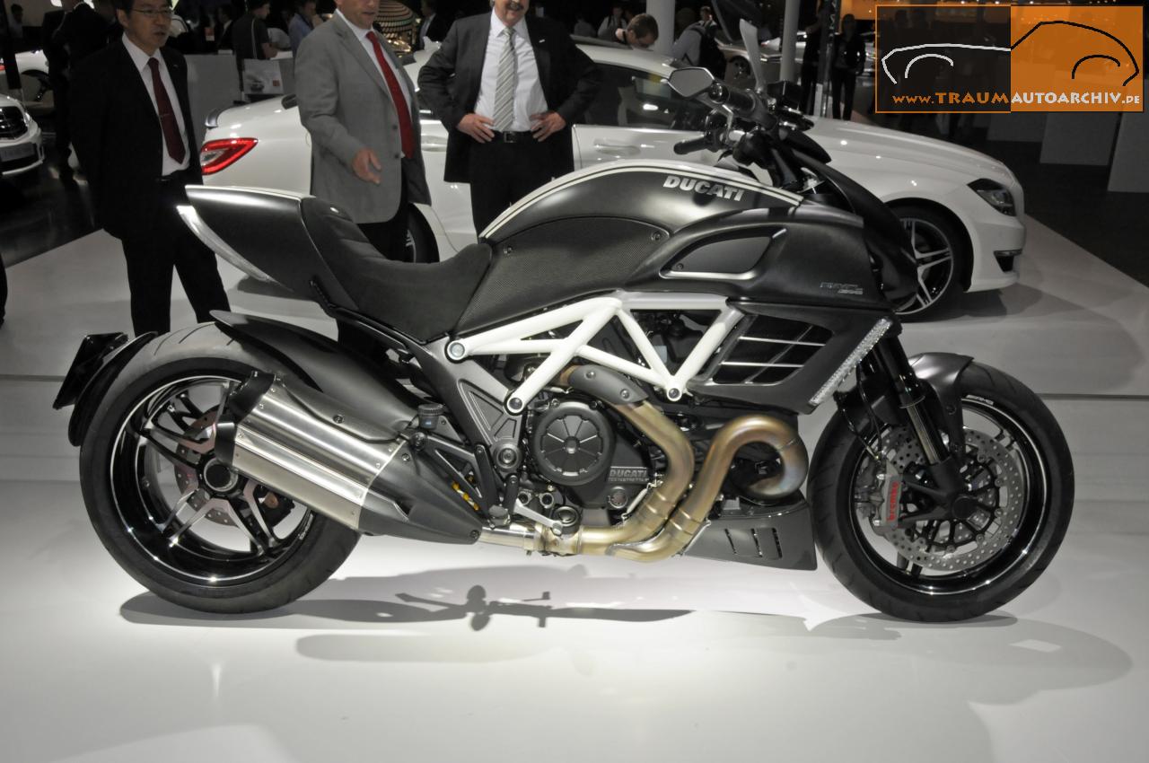 WS_Ducati Diavel '2011.jpg 127.3K