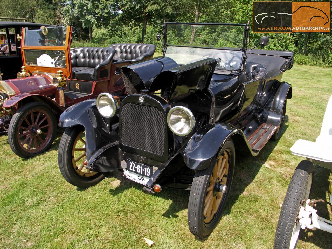 Dodge Tourer '1917 (2).jpg 288.4K