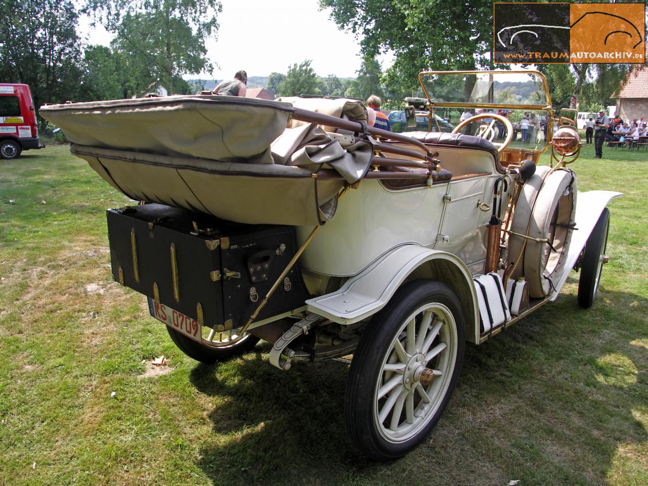 Overland Tourer '1910 (2).jpg 253.9K