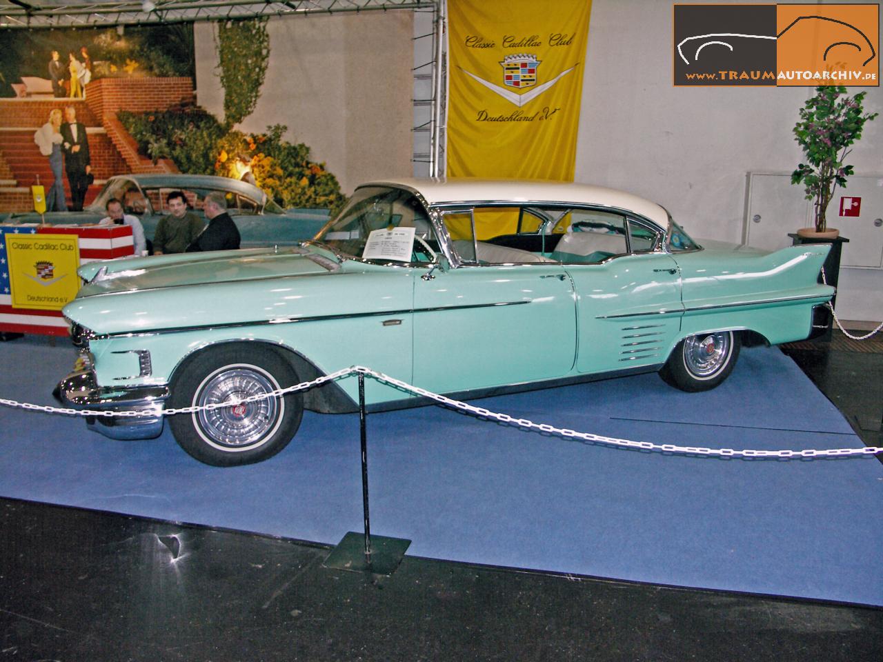 Cadillac Series 62 De Ville Hardtop Coupe '1958.jpg 172.6K