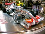 Hier klicken, um das Foto des F1-McLaren-Mercedes '2006 (4).jpg 3334.1K, zu vergrern