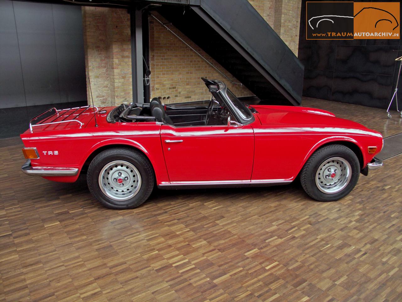 Triumph TR 6 '1970 (5).jpg 165.0K