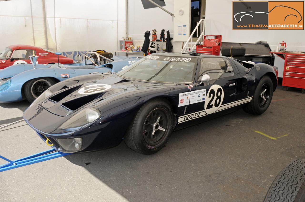 Ford GT 40 (1).jpg 152.4K