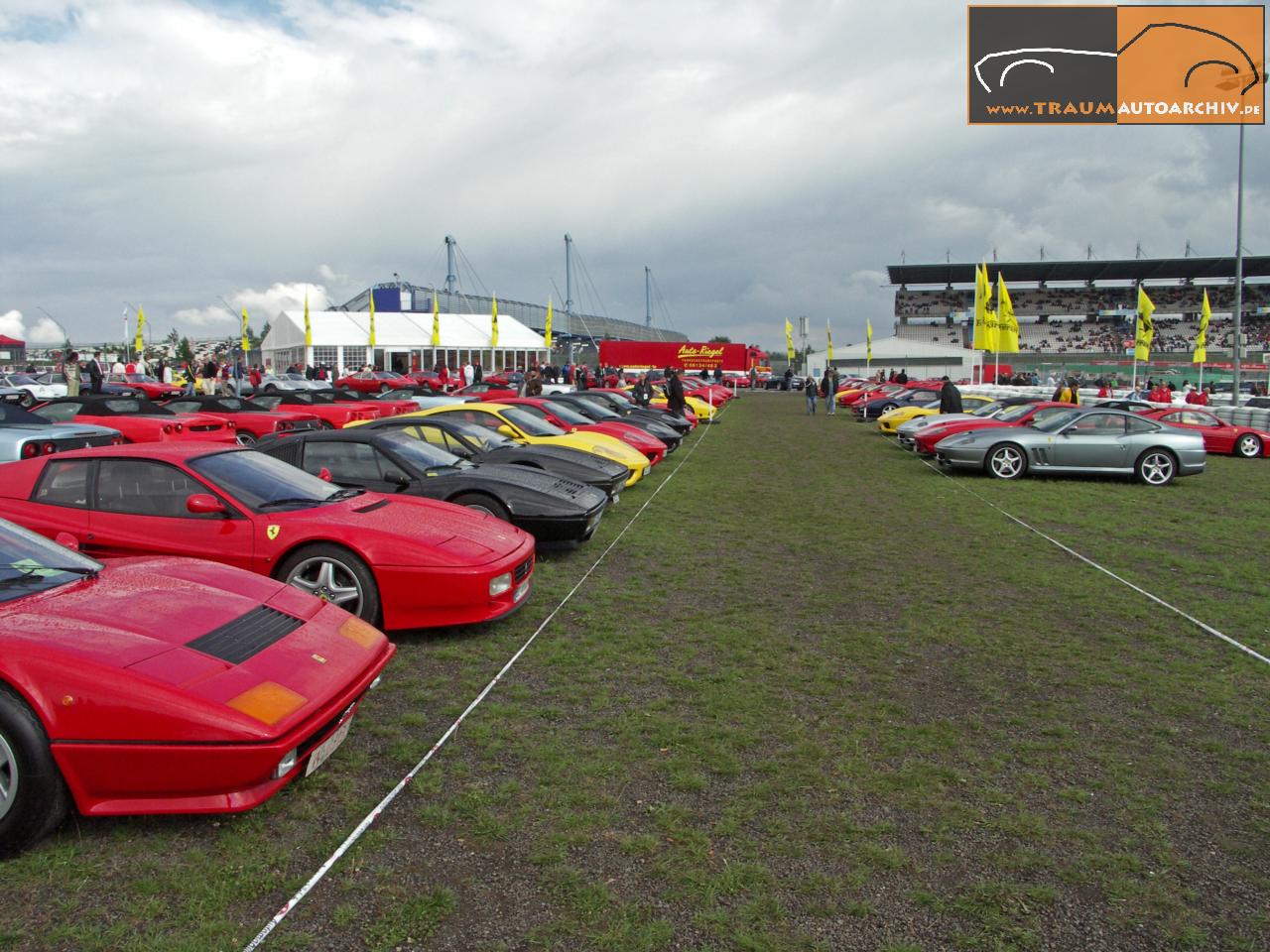 Ferrari-Parade (1).jpg 190.8K