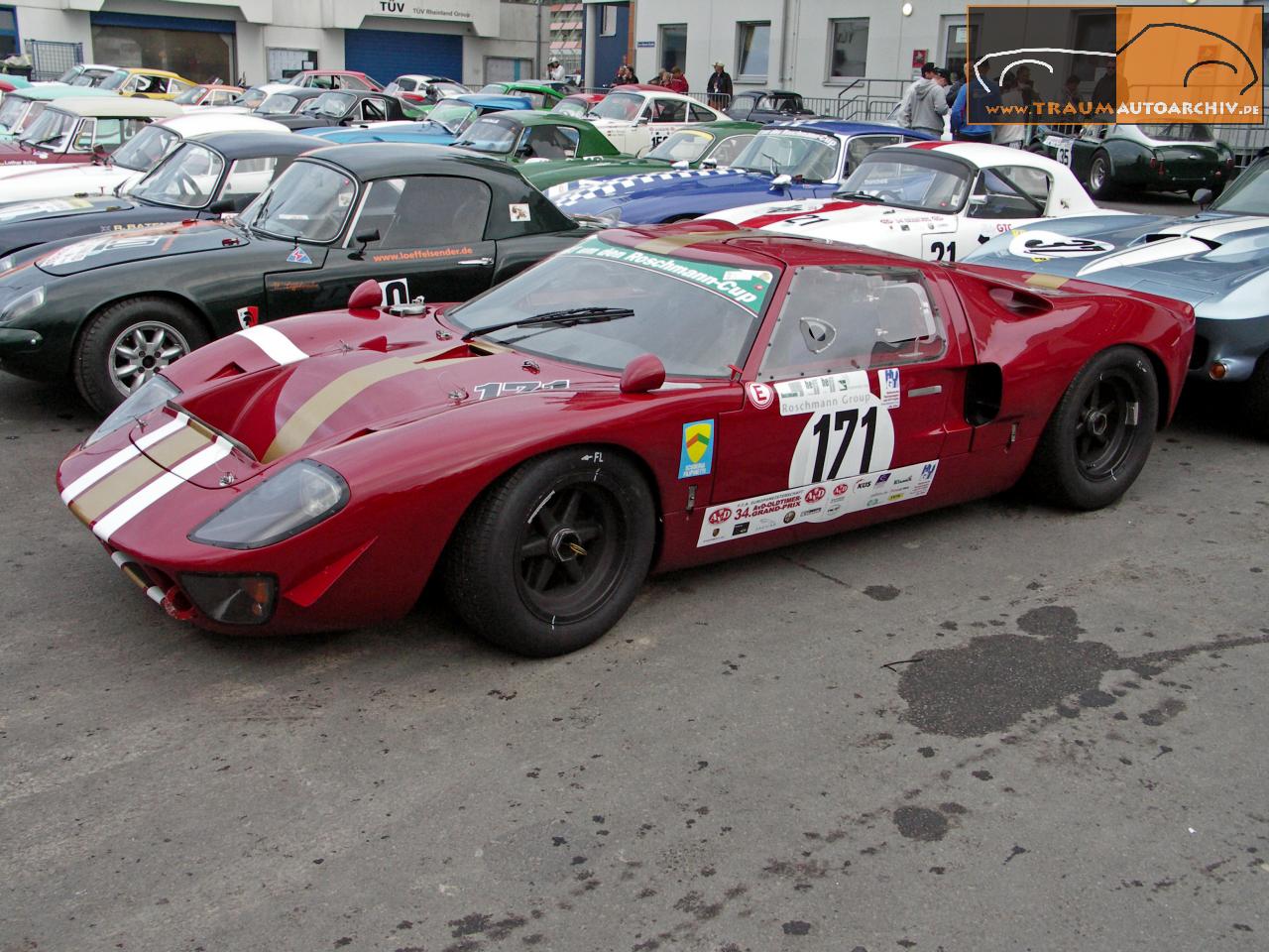 Ford GT 40 '1965 (2).jpg 198.2K