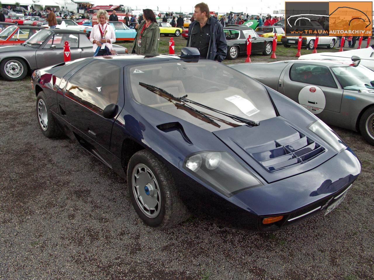 Isdera Imperator 108i '1990 (1).jpg 246.0K