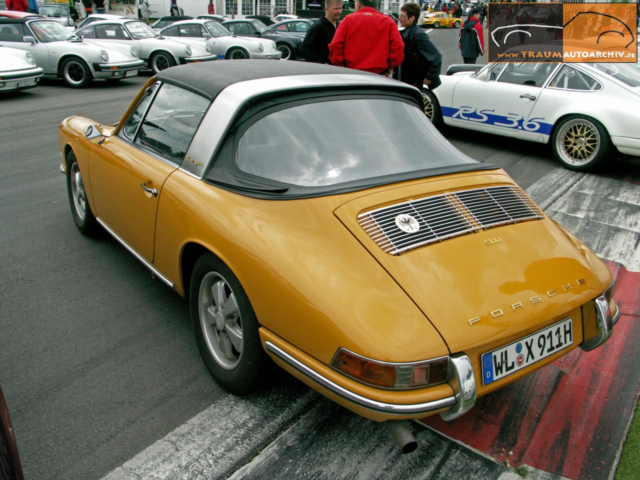 Porsche 911 Targa (1).jpg 196.0K