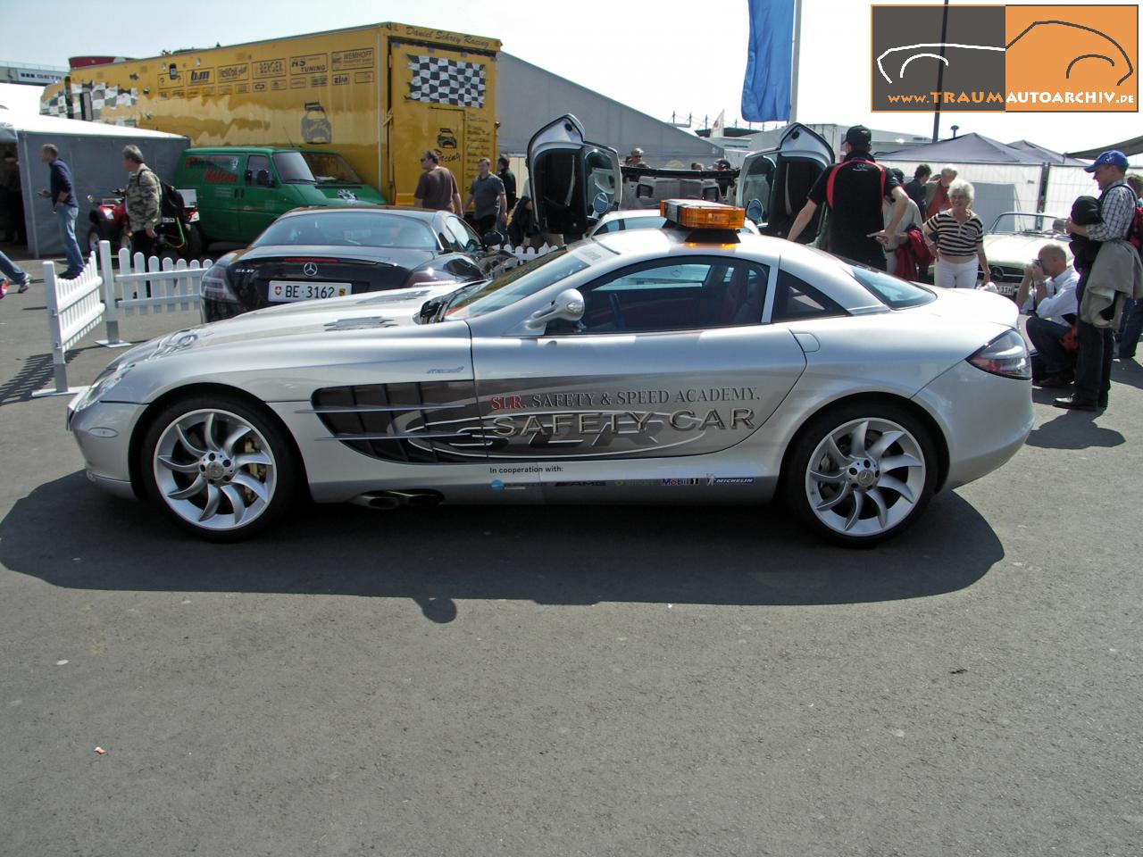 Mercedes-Benz SLR McLaren Safety-Car '2006.jpg 172.2K