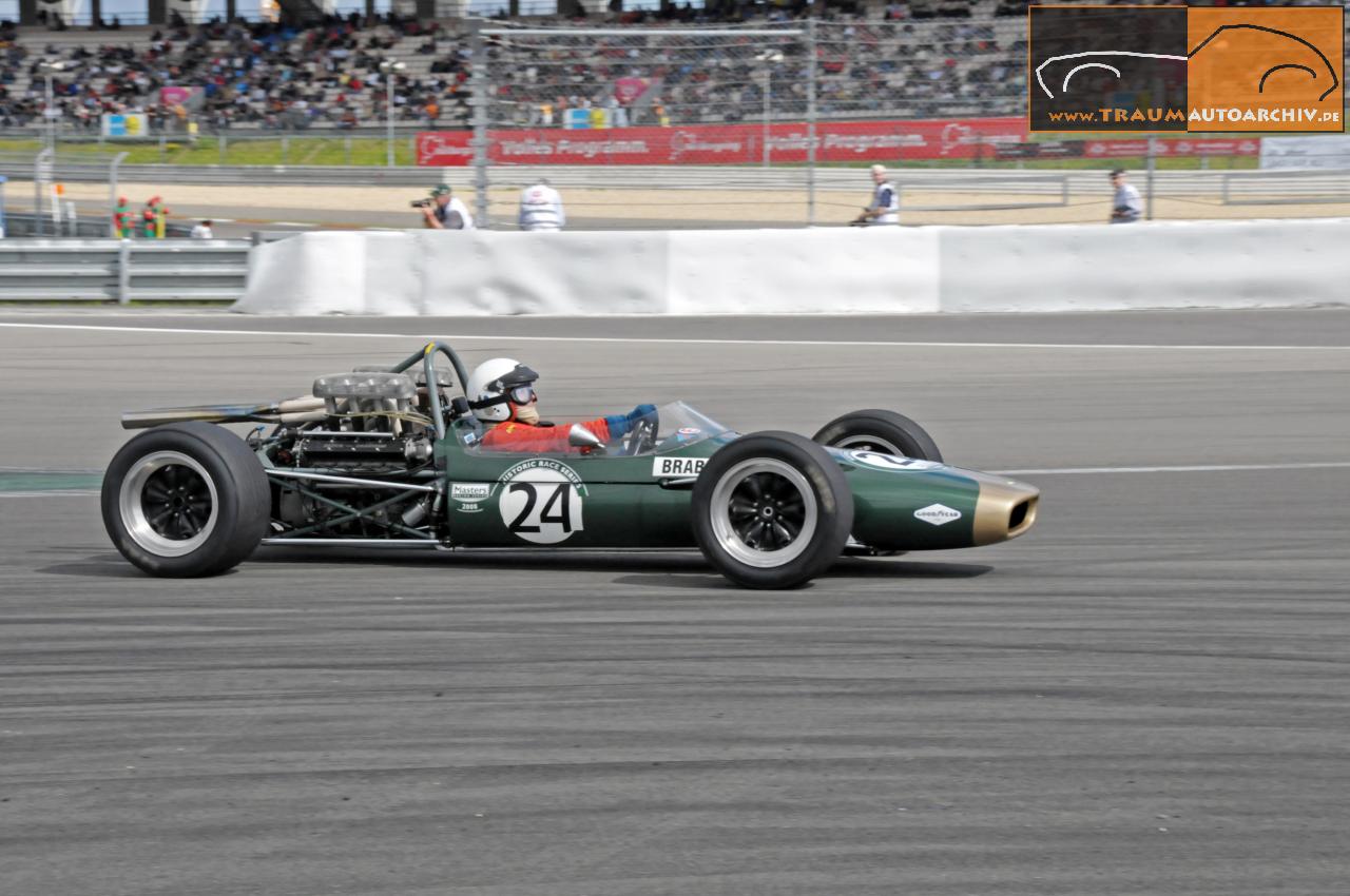 F1_Brabham BT24 '1968.jpg 129.8K