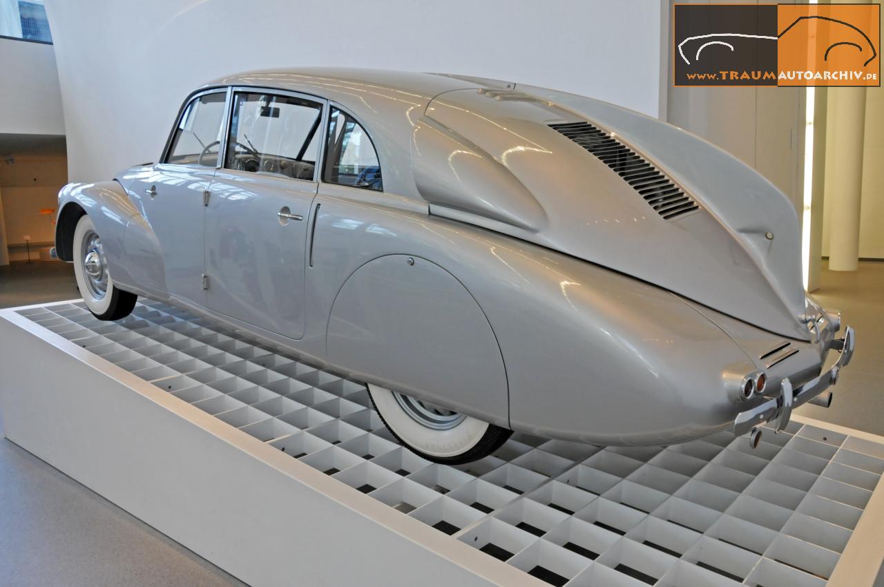 Tatra 87 '1937.jpg 99.6K