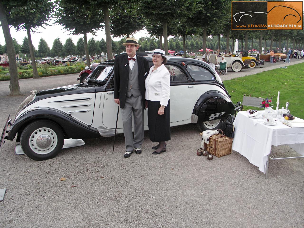 Peugeot 402 L Berline Ligne de Fuseau '1937.jpg 249.2K