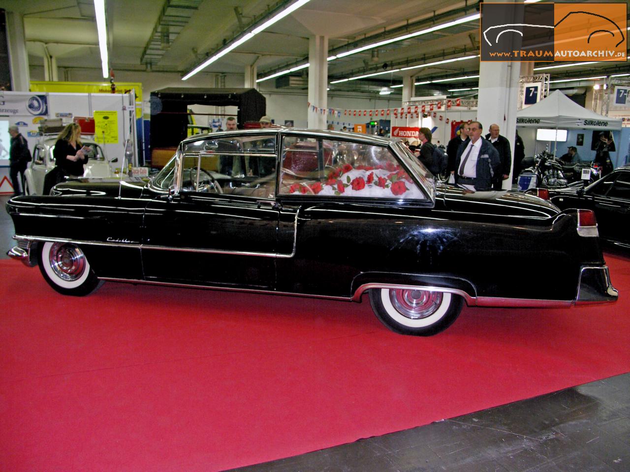 Cadillac Bubble-Top Parade Car King Baudouin '1955 (7).jpg 170.2K