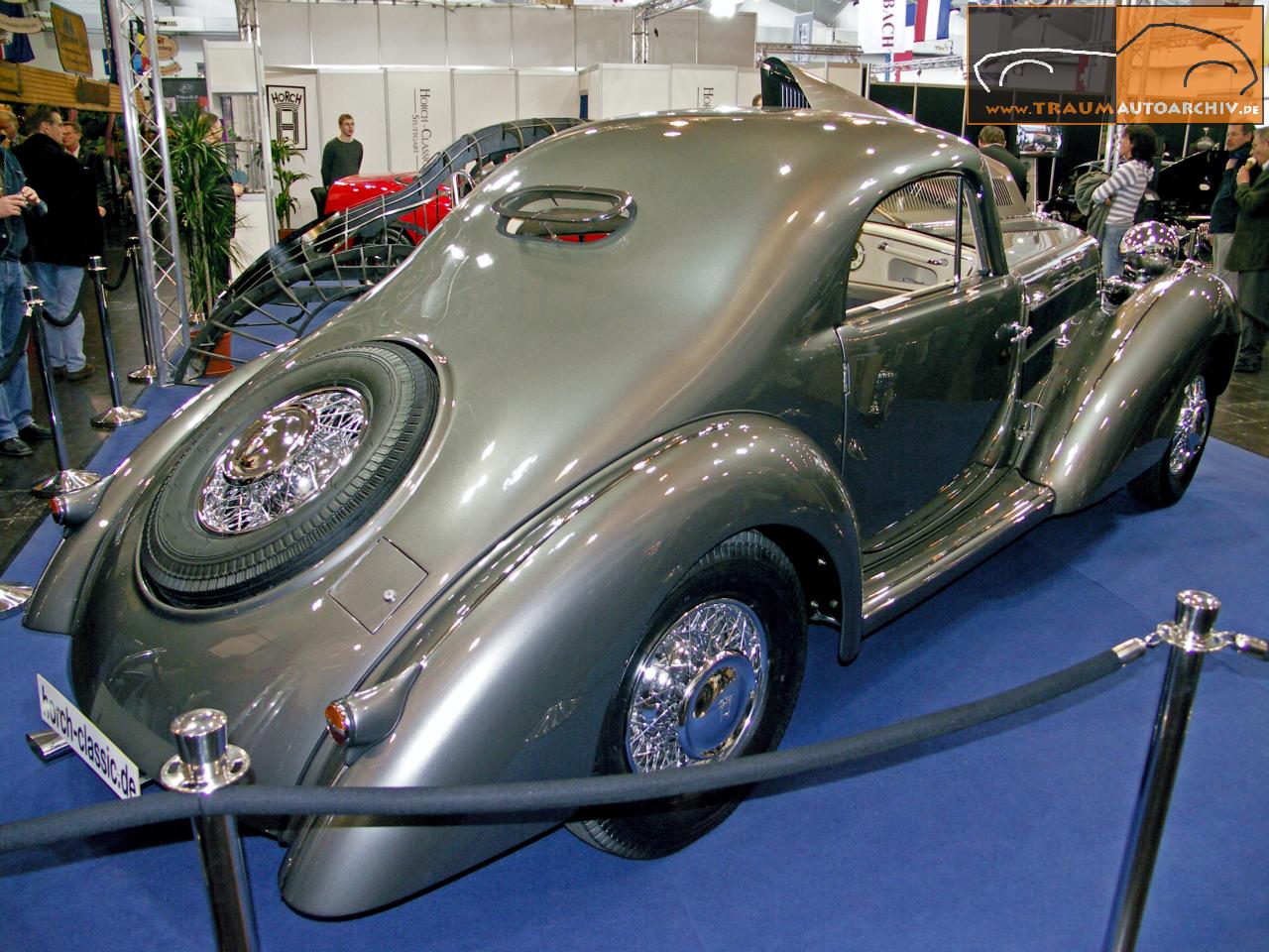 Horch 853 Stromliniencoupe Manuela (7).jpg 202.4K