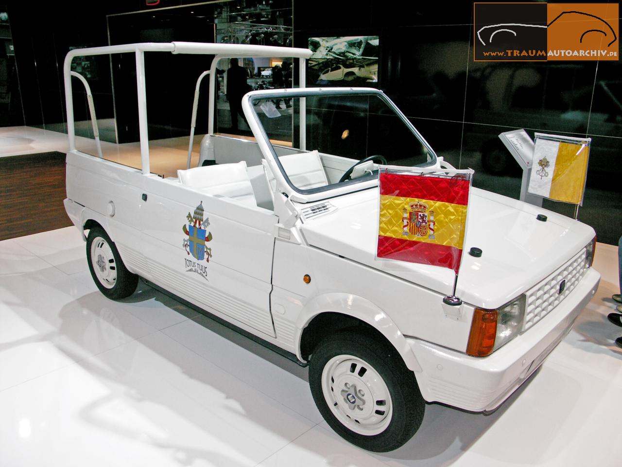 Seat Panda Papstmobil '1982 (1).jpg 135.3K