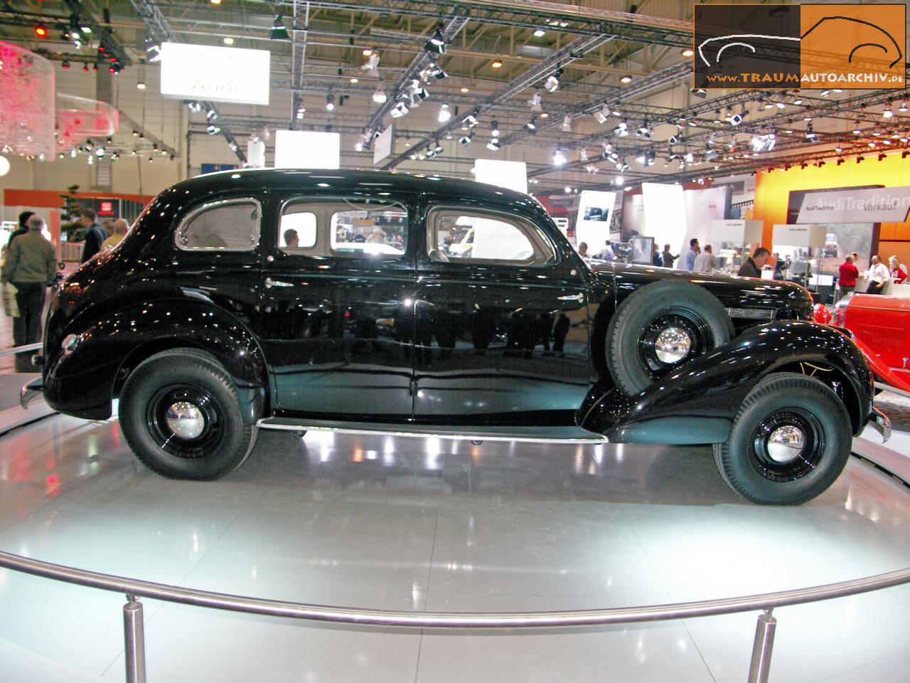 Skoda Superb 4000 '1940 (4).jpg 186.0K