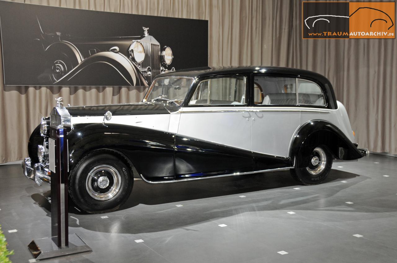 Rolls-Royce Silver Wraith LWB Limousine Park Ward '1953.jpg 120.1K