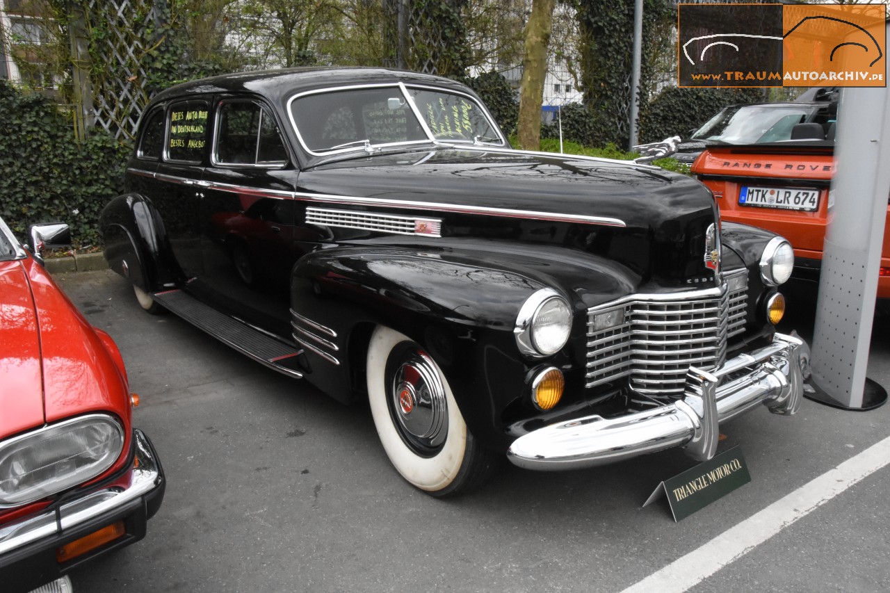 Cadillac Series 41-75 Touring Imperial Fleetwood '1941.jpg 310.1K